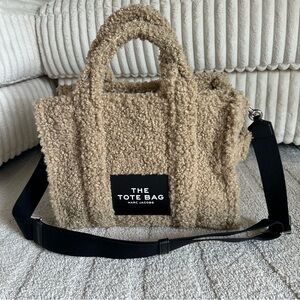Marc Jacobs The Teddy Medium Tote Bag Beige